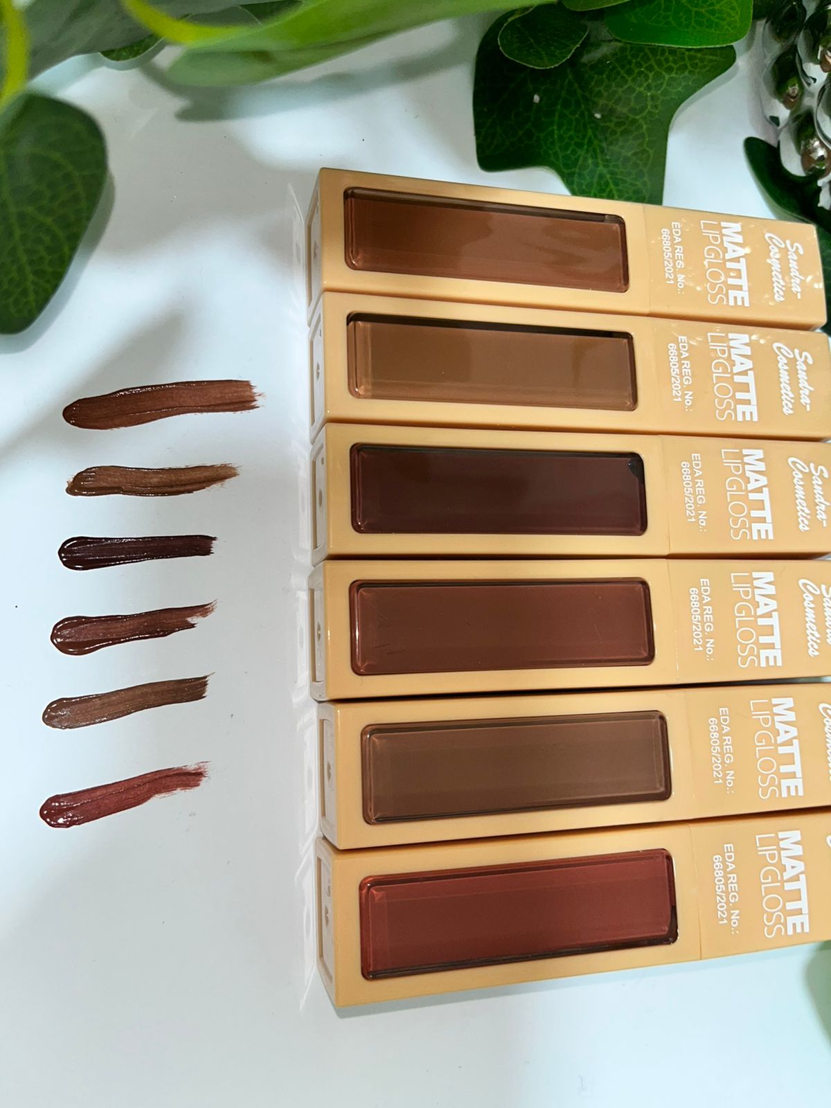 Sundra Long-Lasting Gel Lip Gloss
