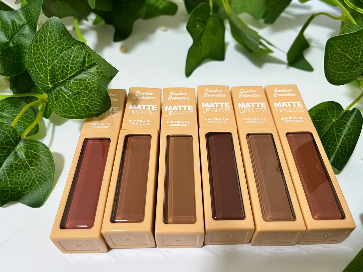 Sundra Long-Lasting Gel Lip Gloss