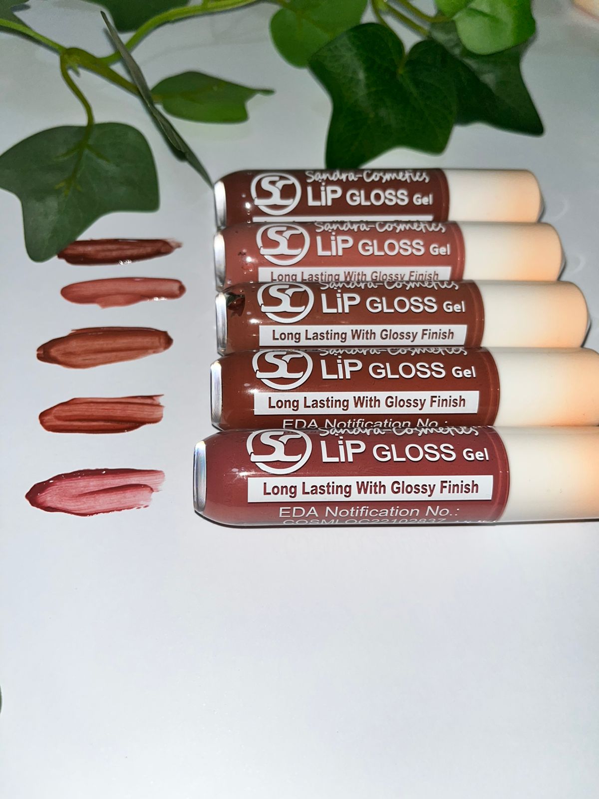 Sundra Long-Lasting Lip Gloss