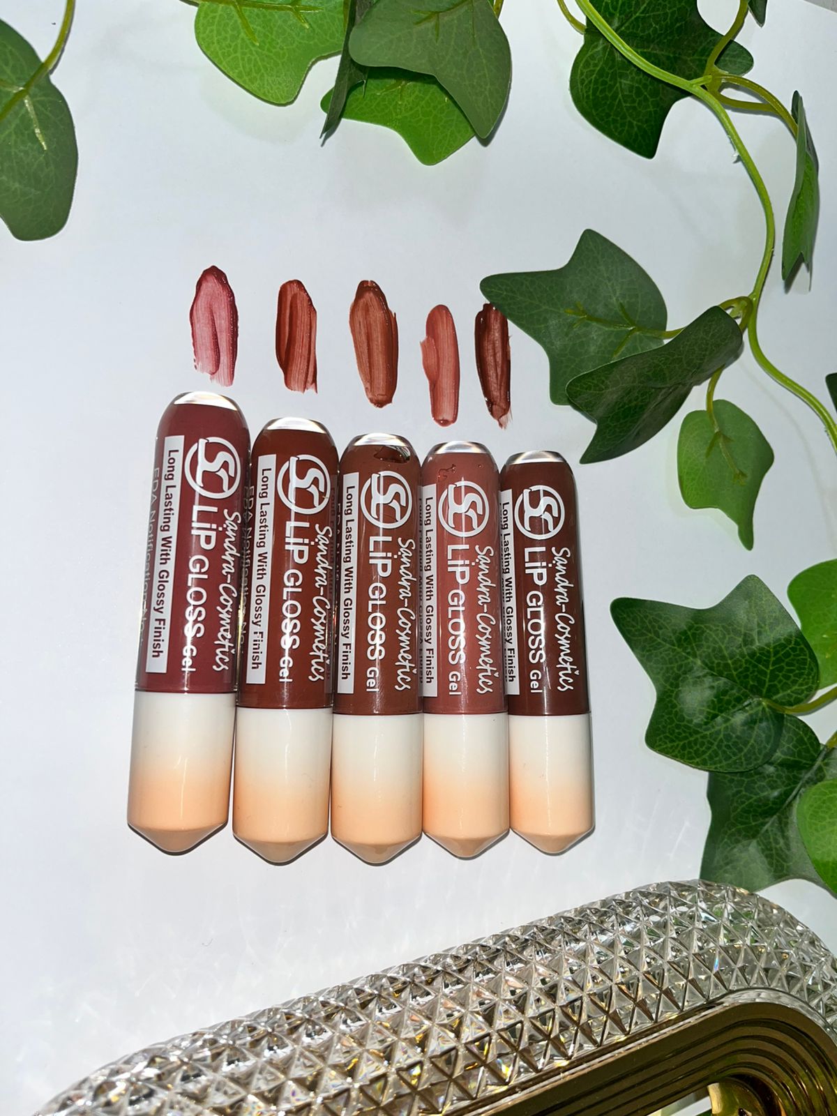 Sundra Long-Lasting Lip Gloss