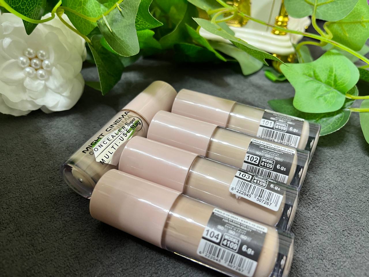 Might Cinema Cream Concealer