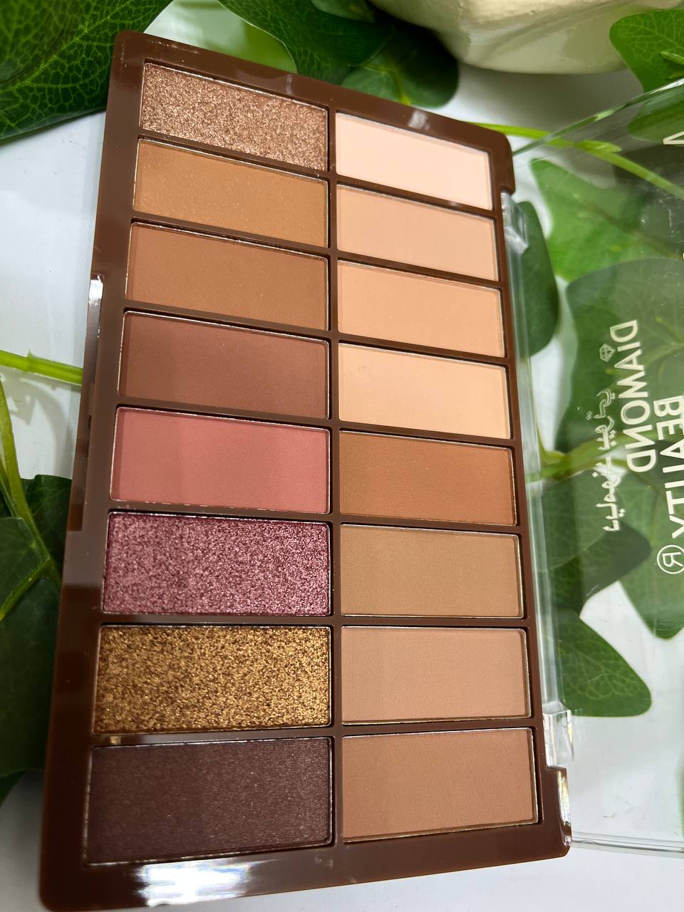 Diamond Beuty - Shimmer N2 eyeshadow