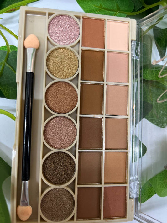 Romantic Colour Magic eyeshadow