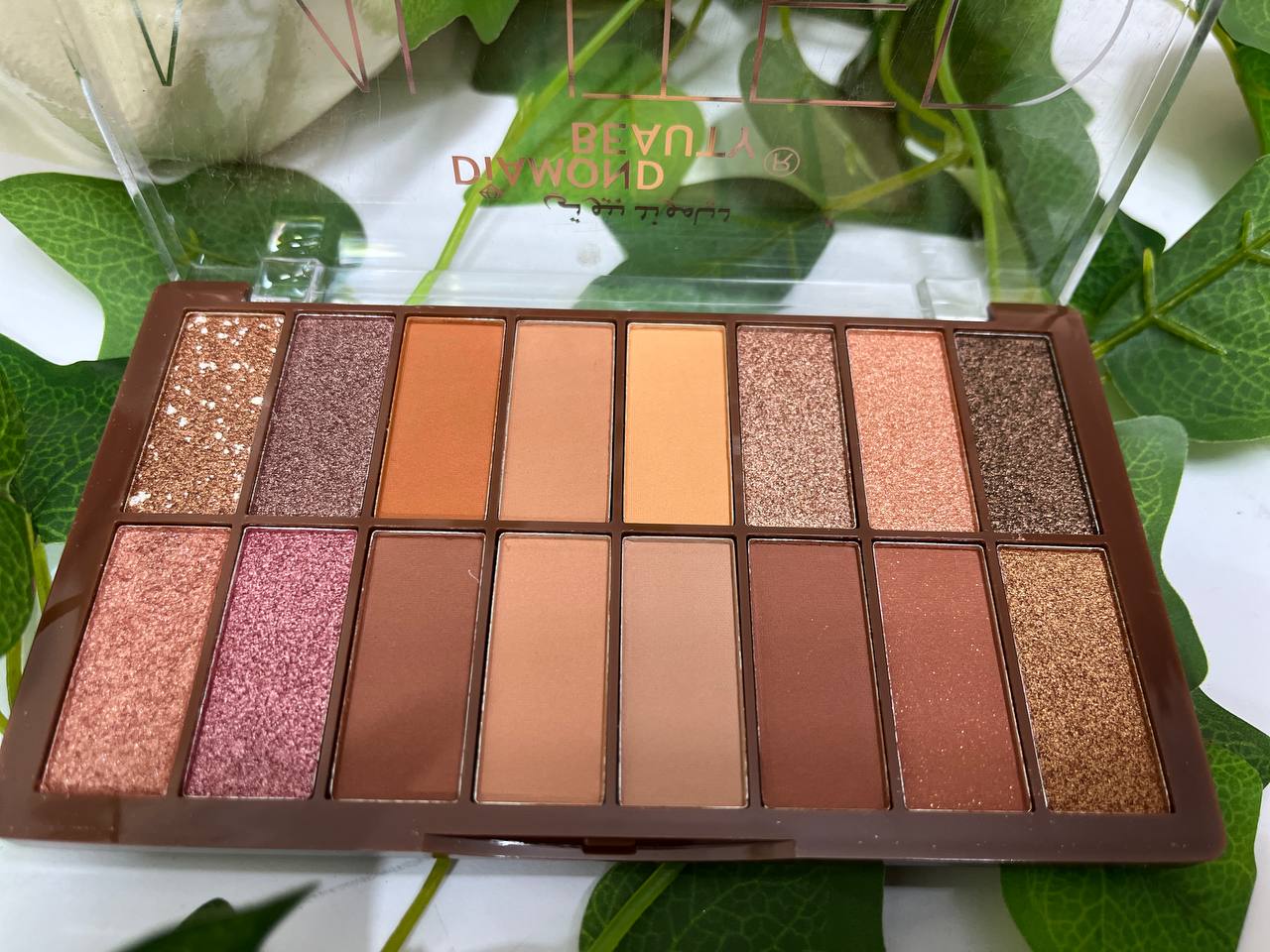 Diamond Beuty - Shimmer N1 eyeshadow